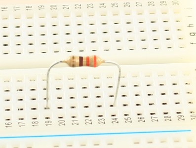 RESISTOR 330R 1/4W - KIT COM 100 UNIDADES - Imagem 3