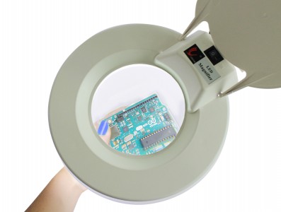 Lupa de Bancada com Iluminação 40 LEDs 16W e Aumento de 8D - Magnifier XB-86AY (Bivolt) - Imagem 8